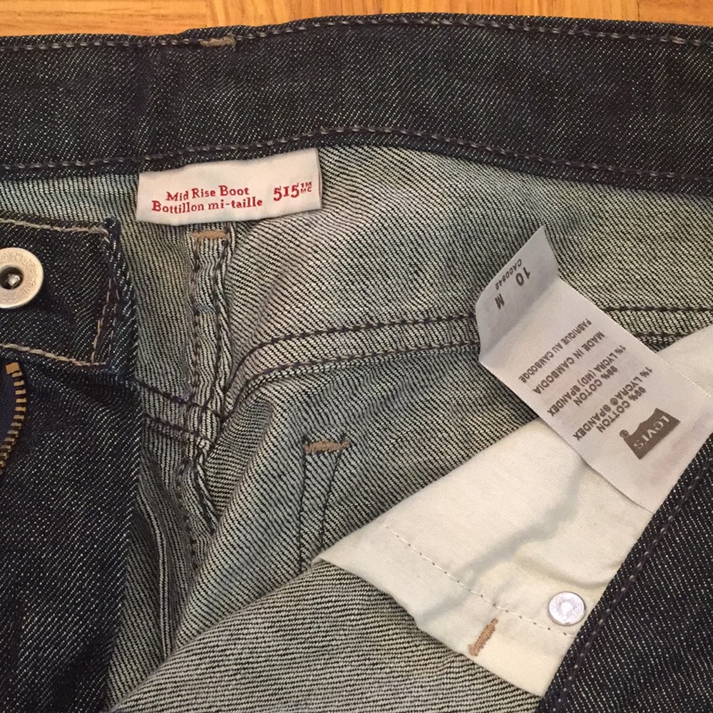 Levi’s bootcut jeans - Picture 2 of 3